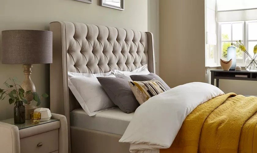 Happy bedroom colours: 5 joyful schemes to brighten your mood